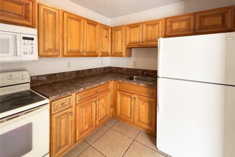 Квартира в Майами, Флорида 2 спальни, 75.25м2 № 2045275