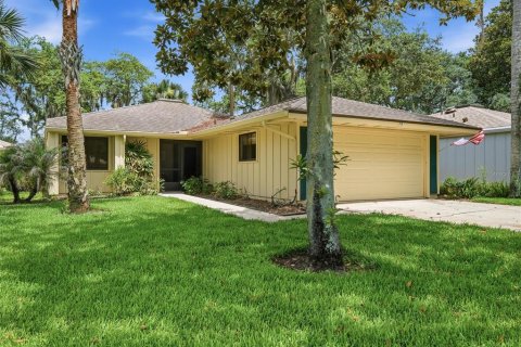 Villa ou maison à New Smyrna Beach, Floride 2 chambres, 151.8 m2 № 2101312