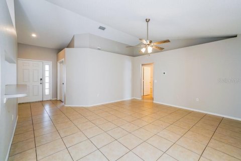 Villa ou maison à louer à Bartow, Floride: 3 chambres, 135.45 m2 № 2433390 - photo 5