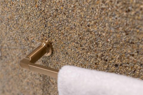 Copropriété à vendre à Miami, Floride: 3 chambres, 157.38 m2 № 1967497 - photo 12