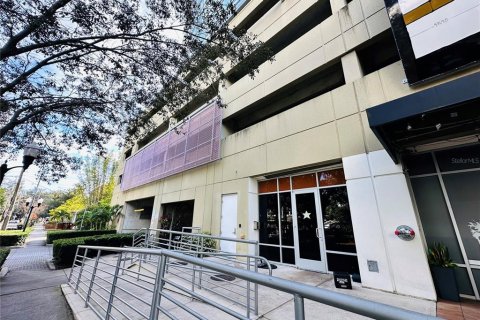 Condo in Orlando, Florida, 2 bedrooms  № 1719927 - photo 8