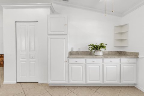 House in Boynton Beach, Florida 3 bedrooms, 147.99 sq.m. № 2191635 - photo 10