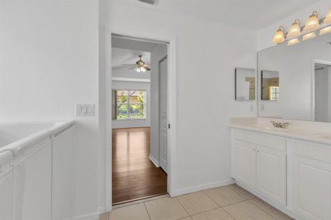 House in Boynton Beach, Florida 3 bedrooms, 147.99 sq.m. № 2191635 - photo 19