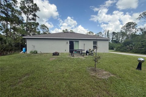 House in North Port, Florida 4 bedrooms, 166.85 sq.m. № 2231567 - photo 12