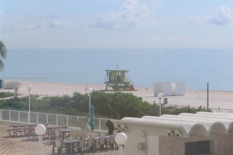 Condominio en alquiler en Miami Beach, Florida, 1 dormitorio, 76.55 m2 № 2012545 - foto 4