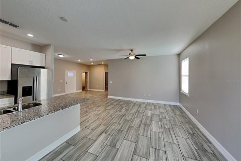 Casa en alquiler en Kissimmee, Florida, 3 dormitorios, 130.06 m2 № 1843866 - foto 6