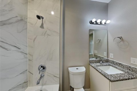 Casa en alquiler en Kissimmee, Florida, 3 dormitorios, 130.06 m2 № 1843866 - foto 15