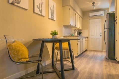 Condo in Miami Beach, Florida  № 1783726 - photo 20