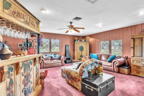 Купить виллу или дом в Дейви, Флорида 7 спален, 410.07м2, № 1977751 - фото 12