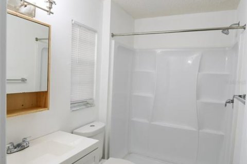 Appartement à louer à Brandon, Floride: 2 chambres, 92.9 m2 № 1886398 - photo 13