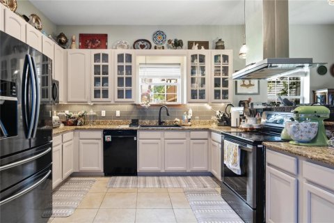 Casa en venta en Ocala, Florida, 4 dormitorios, 257.15 m2 № 2207247 - foto 17