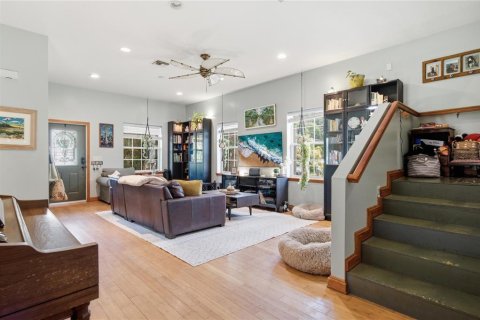 Casa en venta en Ocala, Florida, 4 dormitorios, 257.15 m2 № 2207247 - foto 15