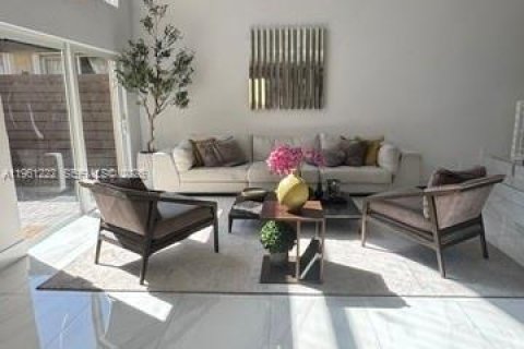 Casa en alquiler en Doral, Florida, 4 dormitorios, 200.11 m2 № 2022141 - foto 3