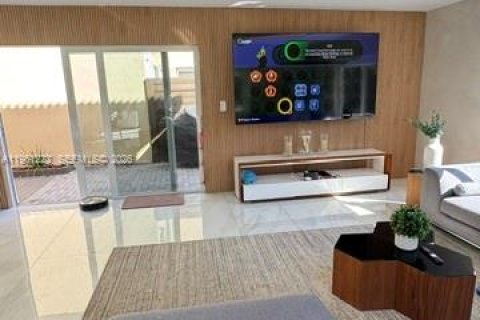 Casa en alquiler en Doral, Florida, 4 dormitorios, 200.11 m2 № 2022141 - foto 8