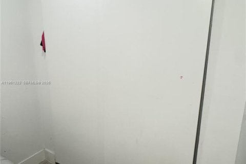 Casa en alquiler en Doral, Florida, 4 dormitorios, 200.11 m2 № 2022141 - foto 22