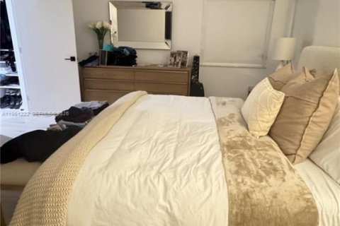 Casa en alquiler en Doral, Florida, 4 dormitorios, 200.11 m2 № 2022141 - foto 28