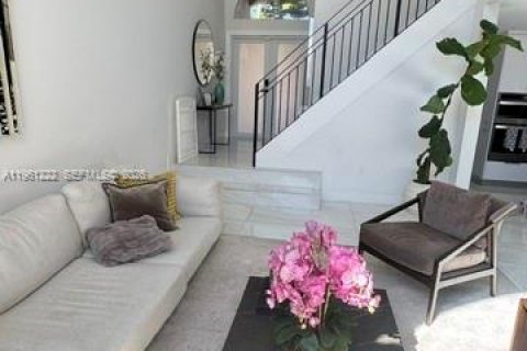 Casa en alquiler en Doral, Florida, 4 dormitorios, 200.11 m2 № 2022141 - foto 15