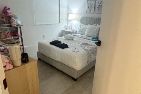 Casa en alquiler en Doral, Florida, 4 dormitorios, 200.11 m2 № 2022141 - foto 21