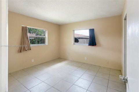 Villa ou maison à vendre à Fort Lauderdale, Floride: 3 chambres, 108.42 m2 № 2275308 - photo 14