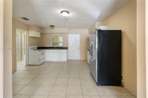 Villa ou maison à vendre à Fort Lauderdale, Floride: 3 chambres, 108.42 m2 № 2275308 - photo 7