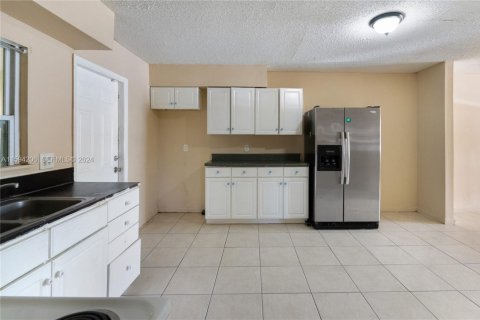 Villa ou maison à vendre à Fort Lauderdale, Floride: 3 chambres, 108.42 m2 № 2275308 - photo 6
