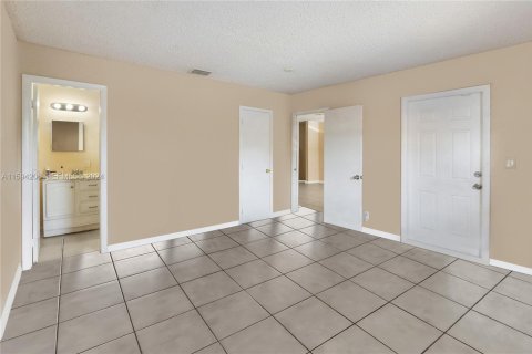 Villa ou maison à vendre à Fort Lauderdale, Floride: 3 chambres, 108.42 m2 № 2275308 - photo 9