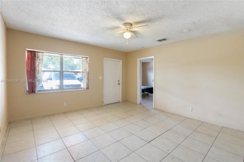 Villa ou maison à vendre à Fort Lauderdale, Floride: 3 chambres, 108.42 m2 № 2275308 - photo 20