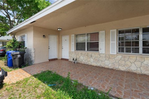 Villa ou maison à vendre à Fort Lauderdale, Floride: 3 chambres, 108.42 m2 № 2275308 - photo 3