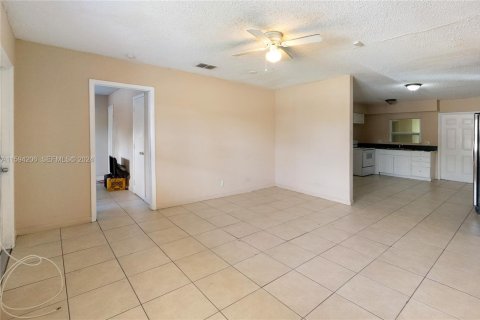 Villa ou maison à vendre à Fort Lauderdale, Floride: 3 chambres, 108.42 m2 № 2275308 - photo 18