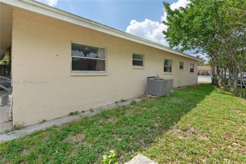 Villa ou maison à vendre à Fort Lauderdale, Floride: 3 chambres, 108.42 m2 № 2275308 - photo 23