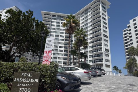 Condo à Fort Lauderdale, Floride, 3 pièces № 2168116