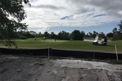 Immobilier commercial à vendre à Palm Beach, Floride № 2038038 - photo 13