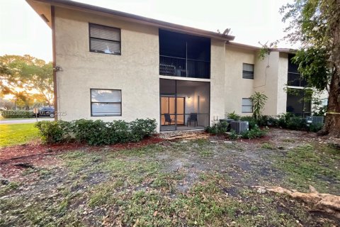 Condominio en alquiler en Coral Springs, Florida, 2 dormitorios, 78.97 m2 № 1982066 - foto 21