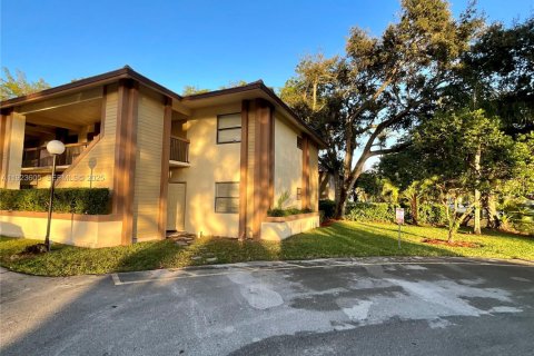 Condominio en alquiler en Coral Springs, Florida, 2 dormitorios, 78.97 m2 № 1982066 - foto 24