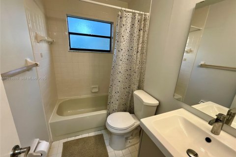 Condominio en alquiler en Coral Springs, Florida, 2 dormitorios, 78.97 m2 № 1982066 - foto 16