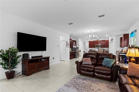Casa en alquiler en Newberry, Florida, 3 dormitorios, 185.25 m2 № 1905142 - foto 6