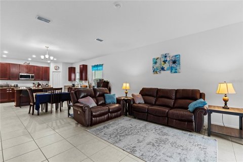 Casa en alquiler en Newberry, Florida, 3 dormitorios, 185.25 m2 № 1905142 - foto 5