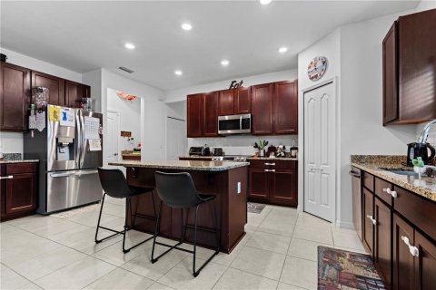 Casa en alquiler en Newberry, Florida, 3 dormitorios, 185.25 m2 № 1905142 - foto 3