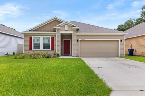 Casa en alquiler en Newberry, Florida, 3 dormitorios, 185.25 m2 № 1905142 - foto 1
