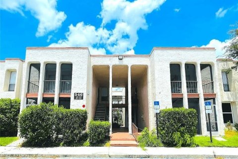 Condominio en alquiler en Altamonte Springs, Florida, 3 dormitorios, 131.55 m2 № 1906930 - foto 1