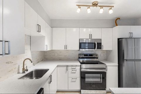 Condominio en alquiler en Altamonte Springs, Florida, 3 dormitorios, 131.55 m2 № 1906930 - foto 7