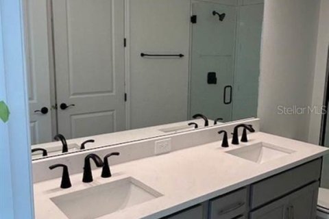 Купить виллу или дом в Лейквуд Ранч, Флорида 9 комнат, 157.56м2, № 1805213 - фото 5