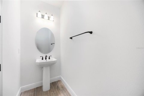 Купить виллу или дом в Лейквуд Ранч, Флорида 9 комнат, 157.56м2, № 1805213 - фото 28