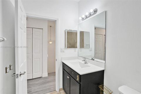 Adosado en venta en Homestead, Florida, 3 dormitorios, 161.65 m2 № 2006803 - foto 19