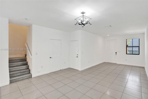 Adosado en venta en Homestead, Florida, 3 dormitorios, 161.65 m2 № 2006803 - foto 4