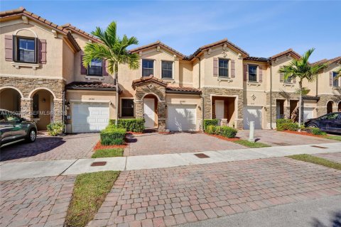 Adosado en venta en Homestead, Florida, 3 dormitorios, 161.65 m2 № 2006803 - foto 2