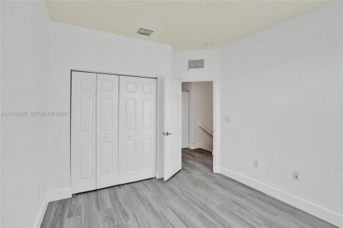 Adosado en venta en Homestead, Florida, 3 dormitorios, 161.65 m2 № 2006803 - foto 16