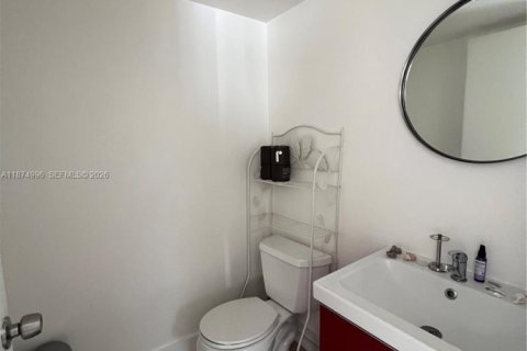 Copropriété à louer à Miami Beach, Floride: 1 chambre, 61.32 m2 № 2039121 - photo 10