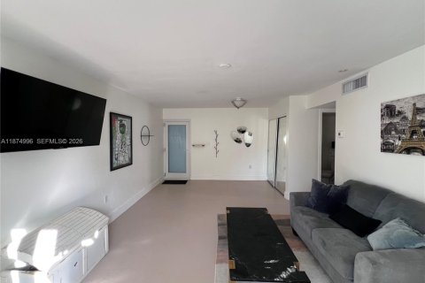 Copropriété à louer à Miami Beach, Floride: 1 chambre, 61.32 m2 № 2039121 - photo 4