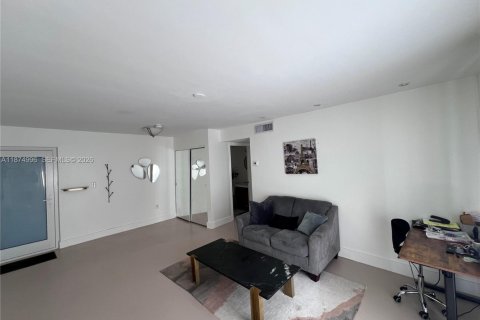 Copropriété à louer à Miami Beach, Floride: 1 chambre, 61.32 m2 № 2039121 - photo 3